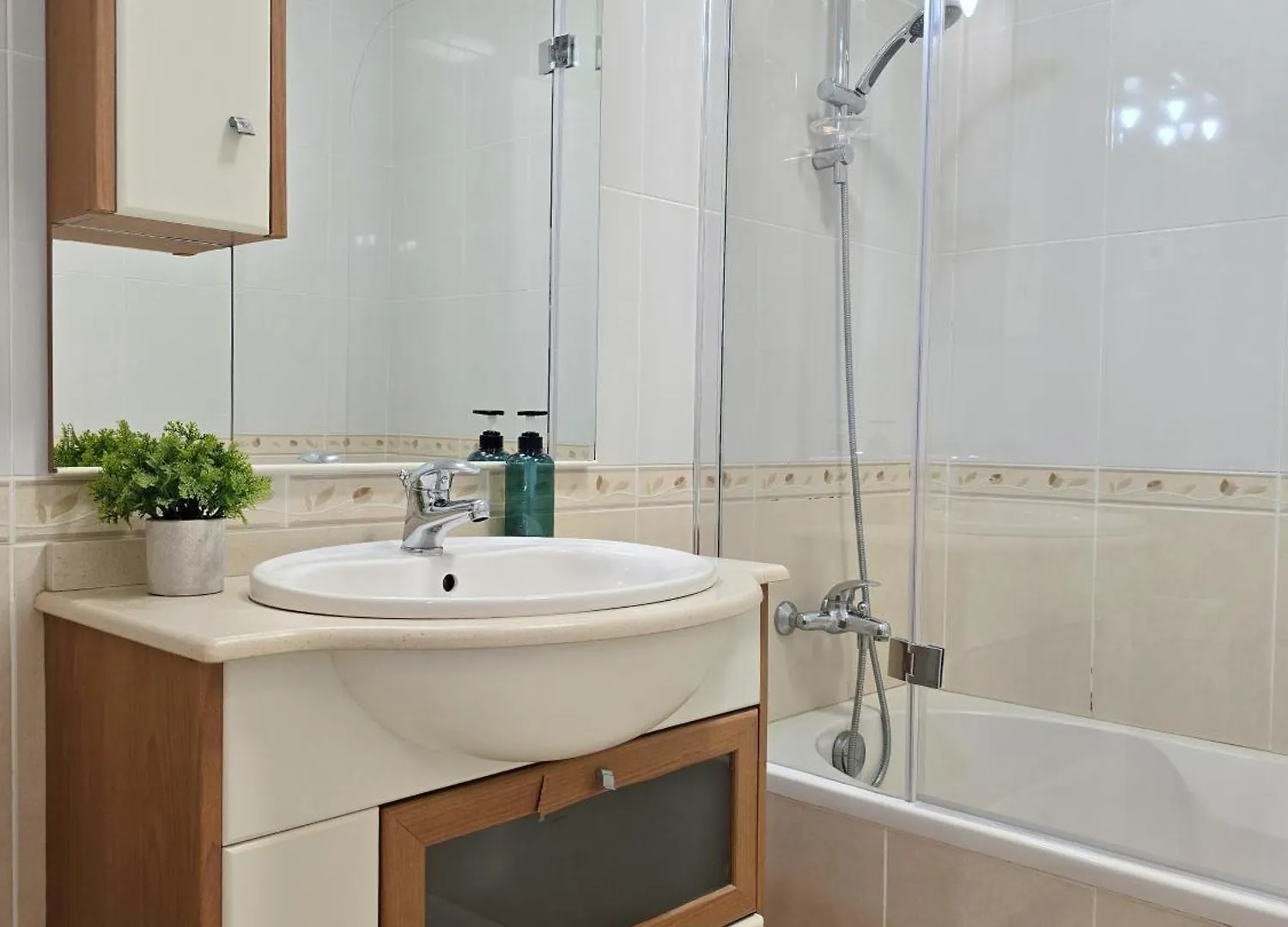 Casa Caravela - Spacious Villa, Sunny Swimming Pool & Bbq Lagoa